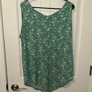 Chic Green Floral Blouse